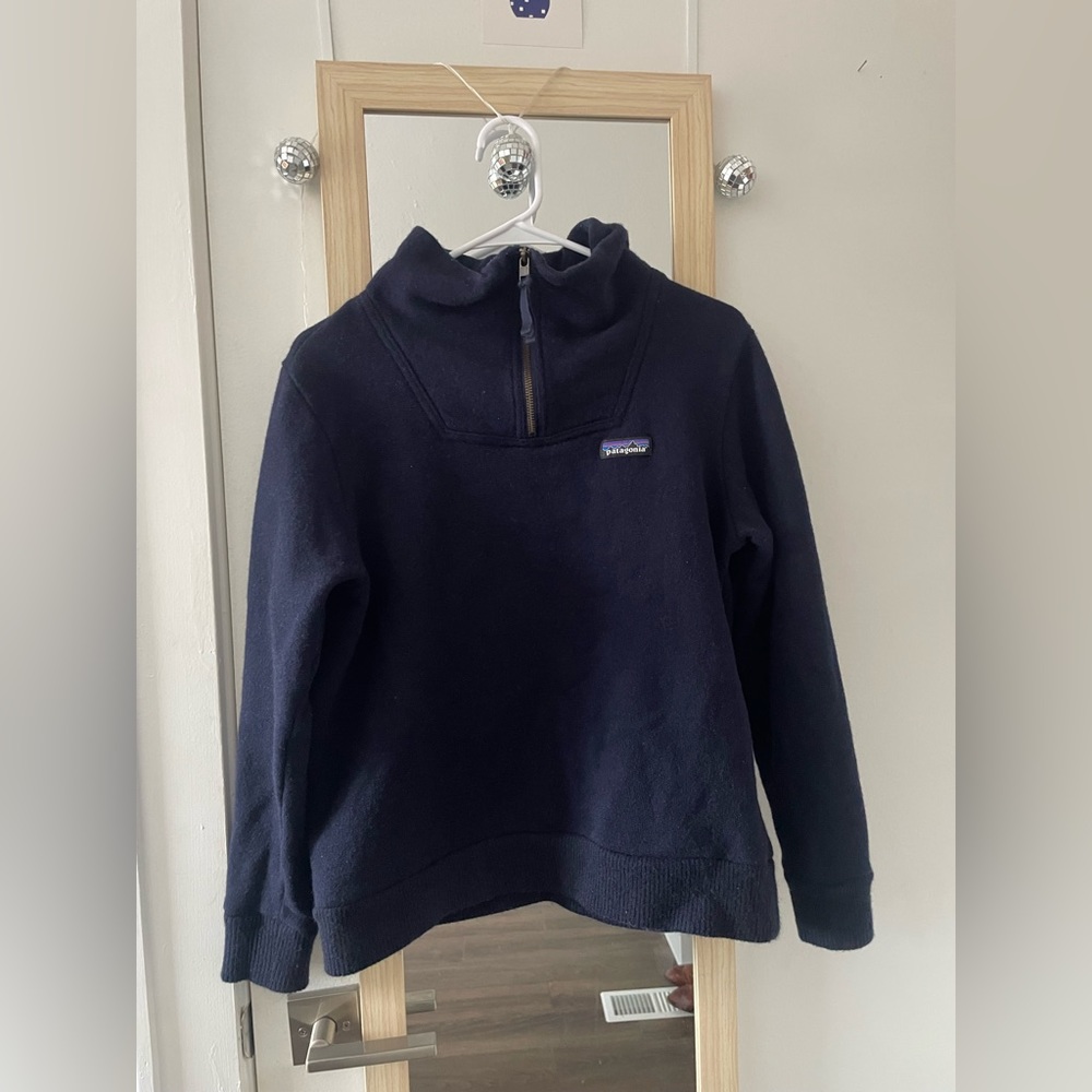 Women’s medium Patagonia wool pullover